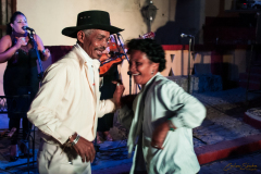 Bailando salsa